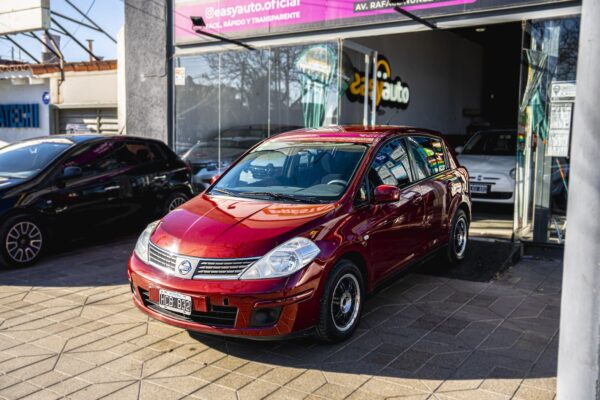 NISSAN  TIIDA 1.8 6MT VISIA	5PTAS NAFTA  2008 - Imagen 3