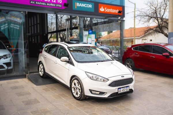 FORD FOCUS 1.0L AT SE PLUS 5P 2016 - Imagen 4