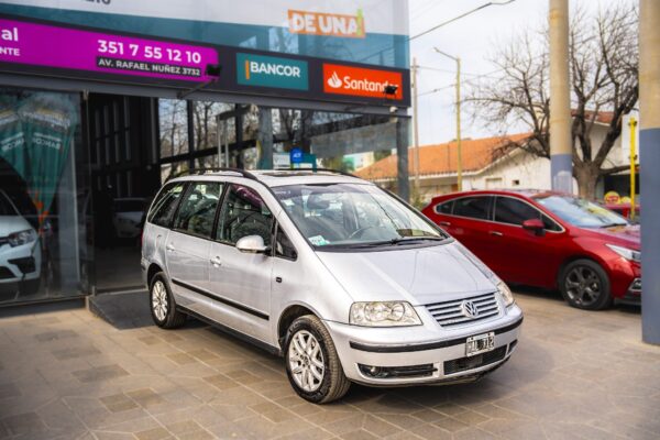 VOLKSWAGEN SHARAN	HIGLINE 1.8 - 7 ASIENTOS - 5PTAS NAFTA 2008 - Imagen 4