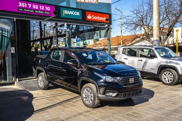 FIAT STRADA 1.3 DC FIRE FLY FREEDOM PICK UP NAFTA 2024 - Imagen 4