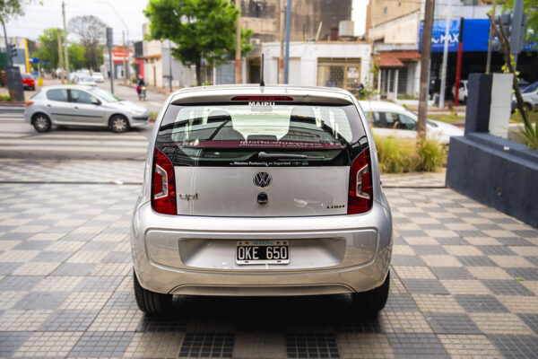 VW UP 1.0 MPI 3PTAS NAFTA 2014 GRIS - Imagen 5