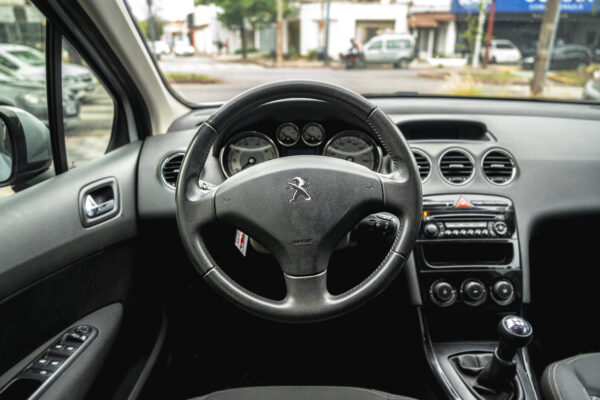 PEUGEOT 308 ACTIVE 1.6 5PTAS NAFTA 2017 - Imagen 7