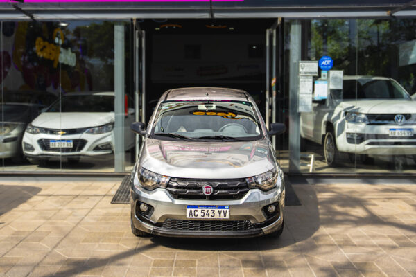 FIAT MOBI 1.0 8V 5PTAS NAFTA 2018 GRIS