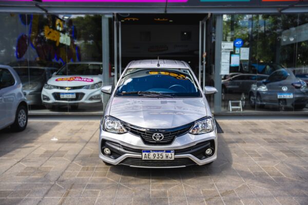 Toyota Etios X 1.5 Xls 6 A/T 5Ptas Nafta 2021