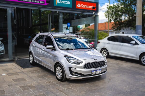 Ford Ka 1.5 Se 5Ptas Nafta 2019 Gris - Imagen 4