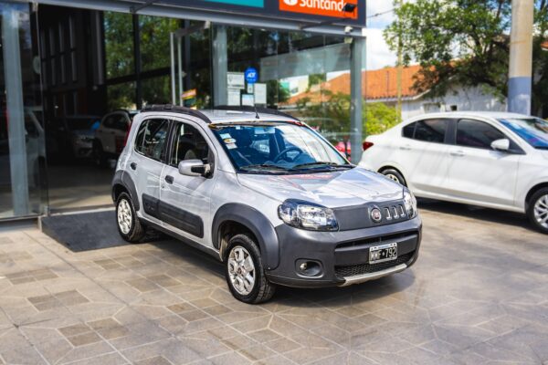 Fiat Uno Way 1.4 8V 5Ptas Gnc 2013 Gris - Imagen 4